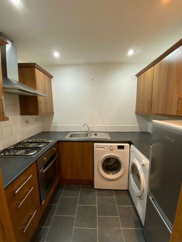 Bowman Street, Govanhill | £795 Monthly - Photo 2