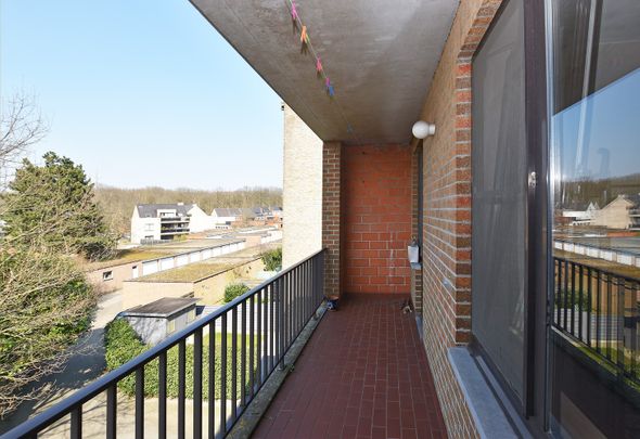 Verzorgd appartement met twee slaapkamers en terras te Schoten. - Photo 1