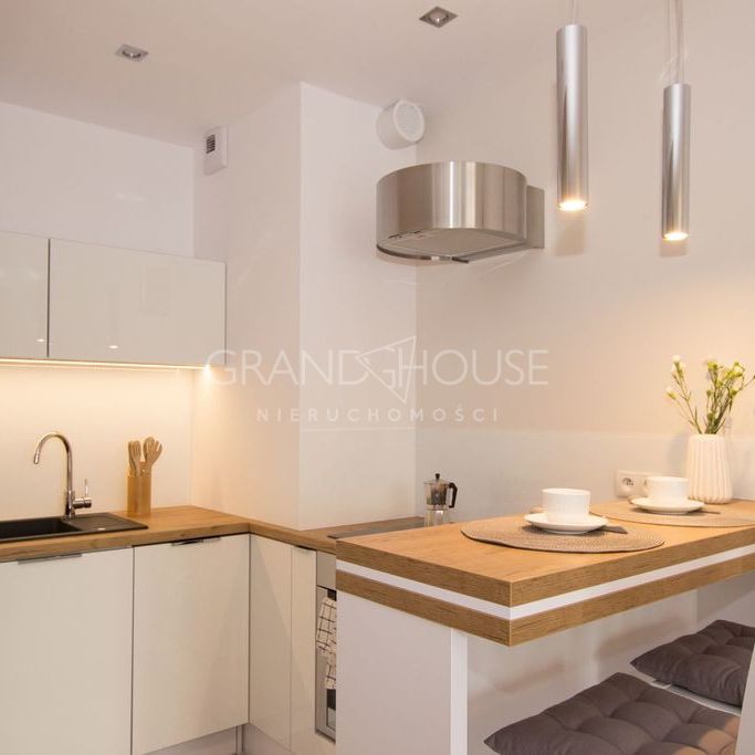 Mariacka, apartamentowiec, 50 m - Zdjęcie 1