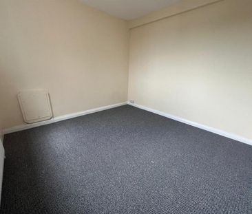 3 BED Duplex To rent - Photo 5