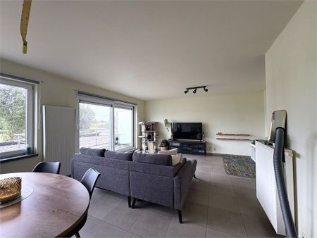 Lichtrijk appartement met 2 slaapkamers - Photo 5