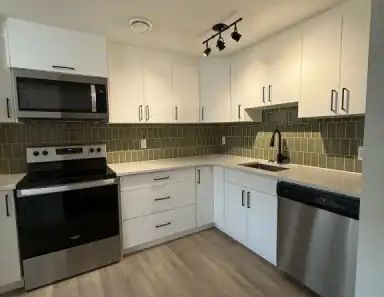 Bright 1-Bedroom Basement Suite – 1 Block LRT, Minutes to Downtown/Universities | 9336 89 Street Northwest, Edmonton - Photo 1