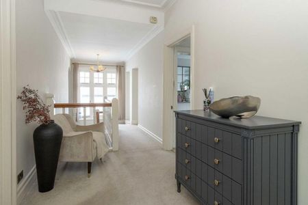 5 bedroom semi-detached house to rent - Photo 4