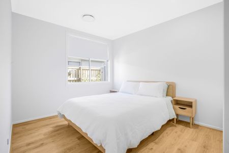 Fully Furnished Coastal Dream in Award Winning Estate! 7 Month Lease Available!! - Photo 3