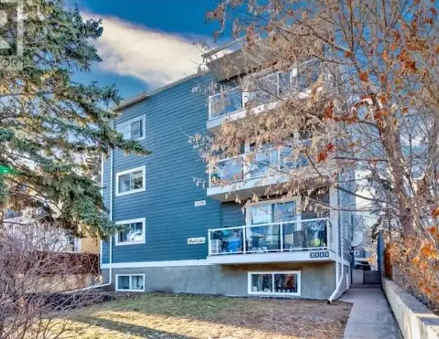 Top floor condo with a view | 403 - 2117 16 Street Southwest, Calgary - Photo 1