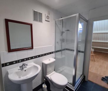 1 bedroom house of multiple occupation to rent - Photo 5