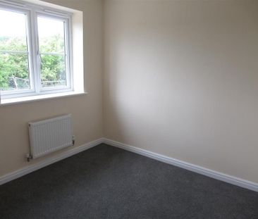3 bedroom townhouse to rent - Photo 2