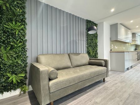 Room 2, Angerstein Road, Portsmouth - Photo 4