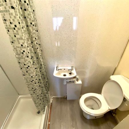 £700 PCM, Furnished One Bedroom Flat in Partridge Road, Roath, Cardiff, CF24 3QW - Photo 4