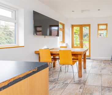 1 bed Room To Let - Photo 5