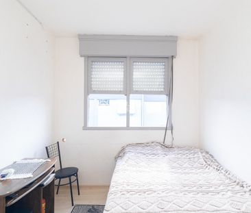 Apartamento com 2 quartos e 50m² para alugar em Camaquã, Porto Alegre. - Photo 2
