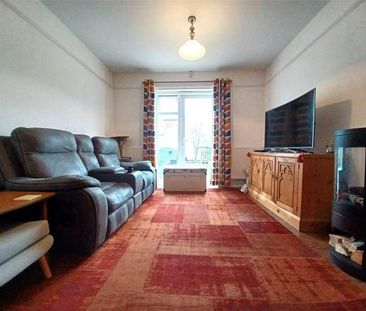 St. Annes Road, Headington, Oxford, Oxfordshire, OX3 - Photo 3