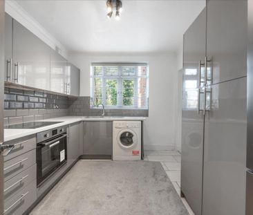 3 bedroom apartment to rent - Photo 6