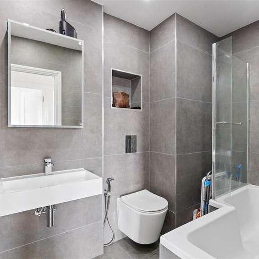 Belsize Crescent, Belsize, NW3 - Photo 1