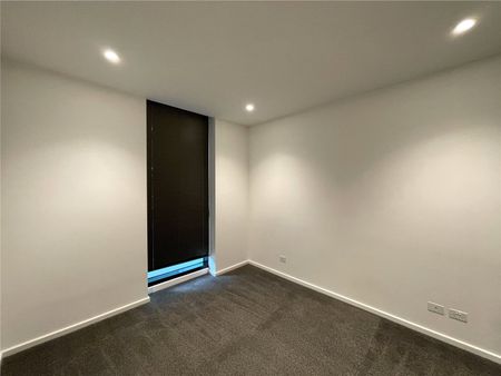 1009/618 Lonsdale Street - Photo 2