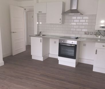 Western Road, Hove BN3 1AE - Photo 2