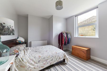 Bath, Somerset, BA2 - Photo 5
