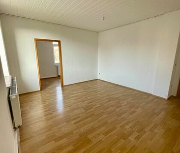 Ruhig gelegene Wohnung mit Garten & Garage in Hartmannsdorf bei Chemnitz - Photo 1