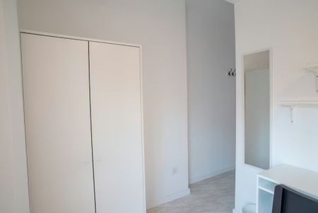 Carrer de Sant Lluís Bertran, Torrent, Valencian Community 46900 - Photo 2