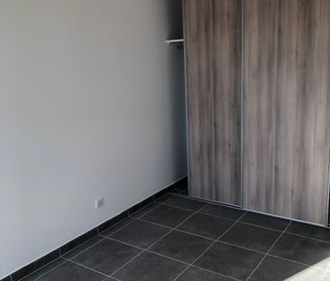 Location Appartement 2 pièces 42m² ST JEAN DE VEDAS 34430 - Photo 6