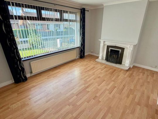 17 Carnvue Avenue, Newtownabbey, BT36 6RA - Photo 1
