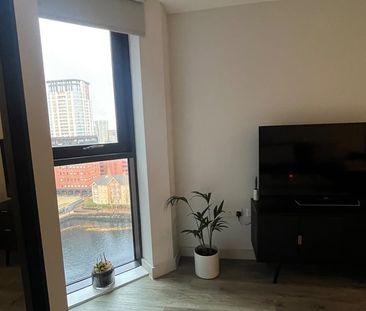 1 Bed Flat, The Quays, M50 - Photo 2