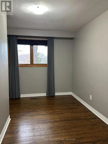 28 LANDFAIR CRESCENT - Photo 4