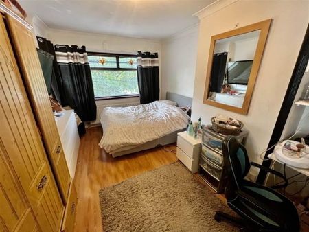 4 Cregagh Park East, Cregagh, Belfast, BT6 9LG - Photo 4