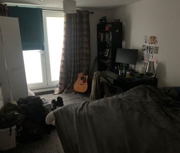 4 bedroom flat to rent - Photo 5