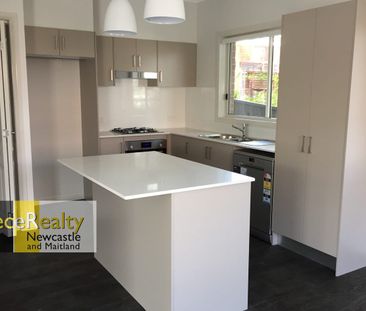 Quality Townhouse with Dishwasher & A/C - Photo 6