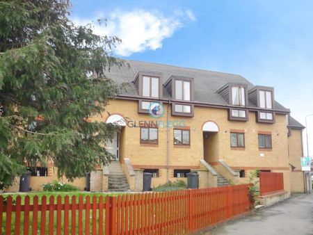 2 bedroom flat to rent - Photo 3