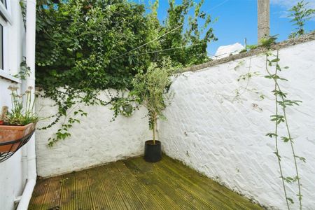 Stafford Road, BRIGHTON - Photo 3