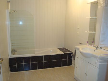 APPARTEMENT - 83.5 m2 - 3 pièces rue eugÃ¨ne Kloster à FREYMING-MERLEBACH 57800 - Photo 5