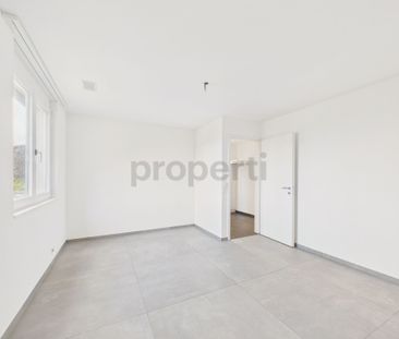 Newly renovated 2.5-room condominium with Minergie standard, Safenwil - Photo 4