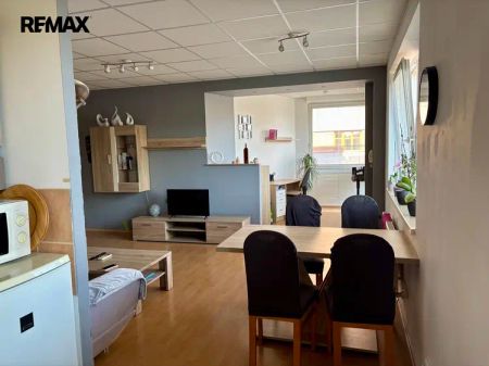 Exkluzivní pronájem zařízeného bytu 2+kk s parkovacím stáním-Pardubice-centrum - Fotografie 5