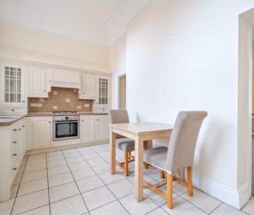 3 bedroom apartment to rent - Photo 2