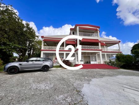 Location Appartement 82.28m² 4 pièces Fort de france - Photo 4