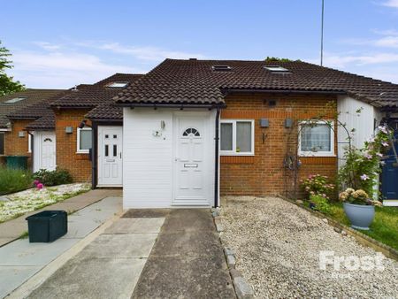 1 bedroom terraced house to rent - Photo 3