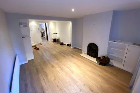 Brooklands Lane, Weybridge - 2 bedrooms Property for lettings - Seymours - Photo 5