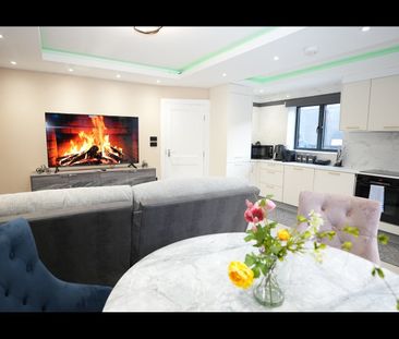 2 Bed Semi-Detached House, Zyad Close, NW10 - Photo 3