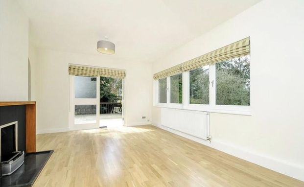 West Heath Road, Hampstead, London, NW3 - Photo 1