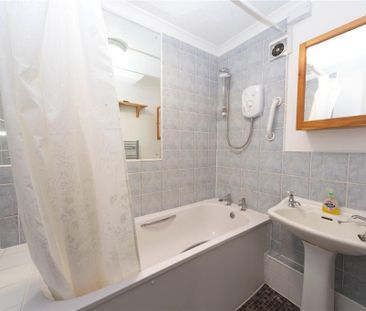 2 bedroom maisonette to rent - Photo 5