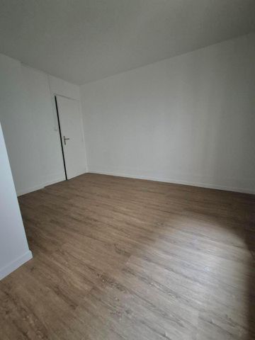 Location Appartement 1 pièce 16m² MACON 71000 - Photo 2