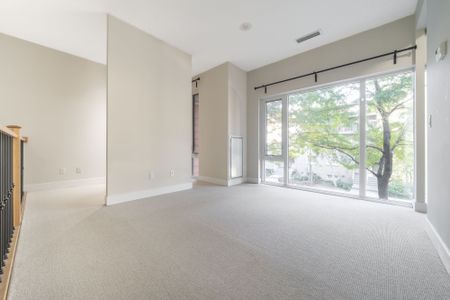 For Lease - 90 Stadium Road Unit# TH111, Toronto, Ontario - Photo 5