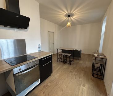 Location Appartement 3 pièces 47m² LE CREUSOT 71200 - Photo 4
