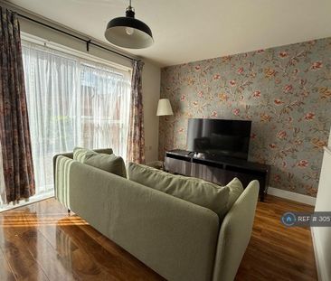3 bedroom terraced house to rent - Photo 1