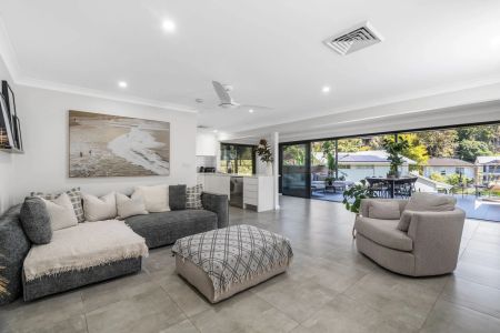 Flexible design for a modern family's lifestyle - Photo 2