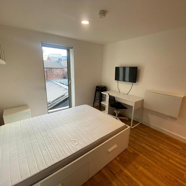 Studio to rent - Photo 1