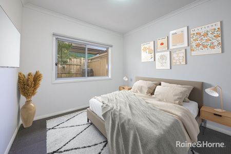 Perfectly positioned close to town - Photo 2