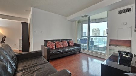 For Lease - 7 Lorraine Drive Unit# 1516, Toronto, Ontario - Photo 3